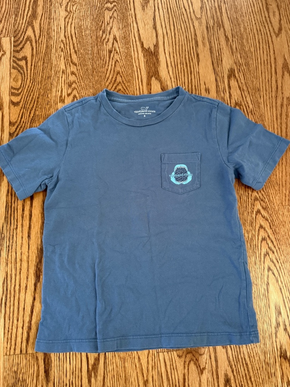 Vineyard Vines shark tee shirt